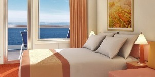 Croisière CCL Carnival Liberty vers l'arrière (poupe) avec balcon étendu