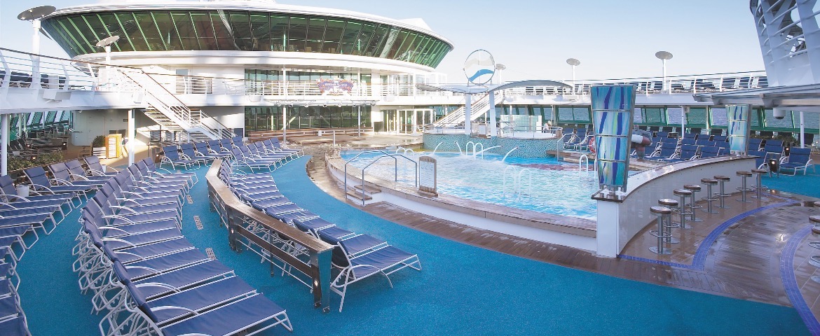 Croisière RCI Royal Caribbean Serenade of the Seas Piscine du Solarium