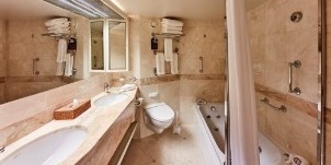 Cunard Cruise Line Croisière Queen Elizabeth Cabine suite queens