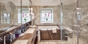 Cunard Cruise Line Croisière Queen Victoria cabine grande suite salle de bain