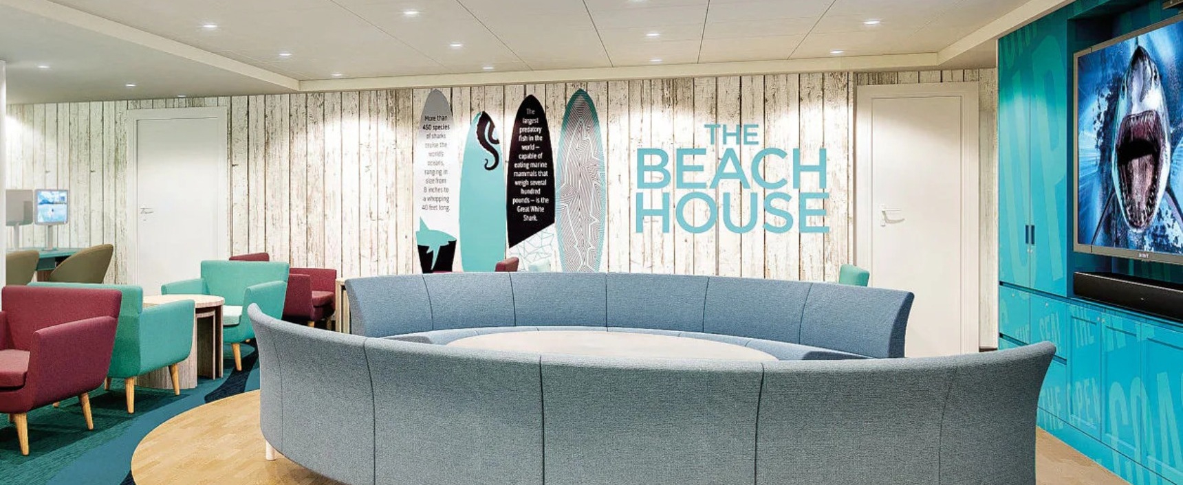 Princess Cruises Enchanted Princess Salon