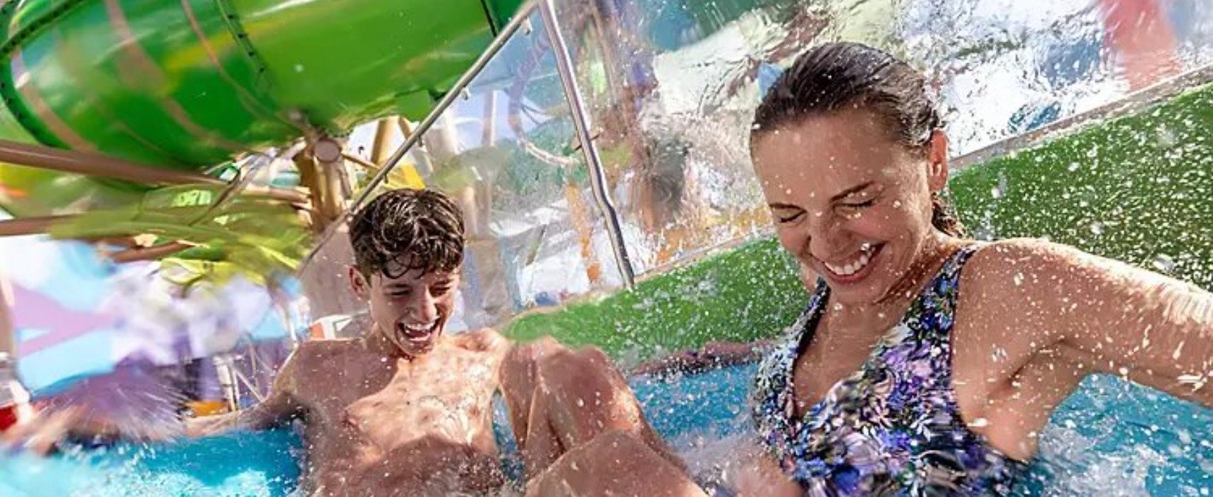 RCI Cruise Royal Caribbean Star Of The Seas Glissades D'eau